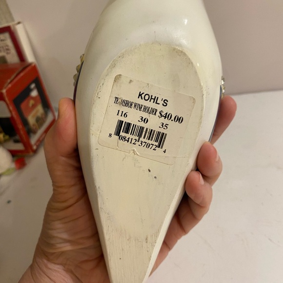 Ceramic Colts Team Shoe Wine Holder (KA) - Picture 8 of 14